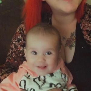 Meet your Posher, Tee